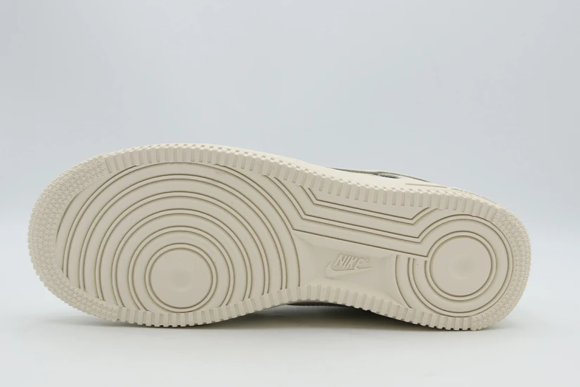 Nike Air Force 1 Retro Prm (IR0871 100)
