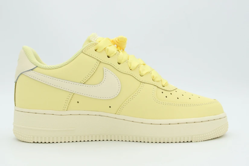 Nike Air Force 1 Retro Premium Γυναικεία Sneakers Κίτρινα, Εκρού