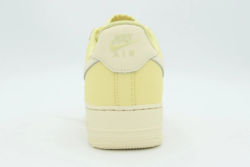 Nike Air Force 1 Retro Premium Γυναικεία Sneakers Κίτρινα, Εκρού