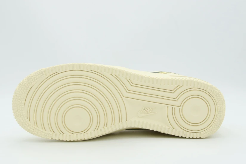 Nike Air Force 1 Retro Premium Γυναικεία Sneakers Κίτρινα, Εκρού