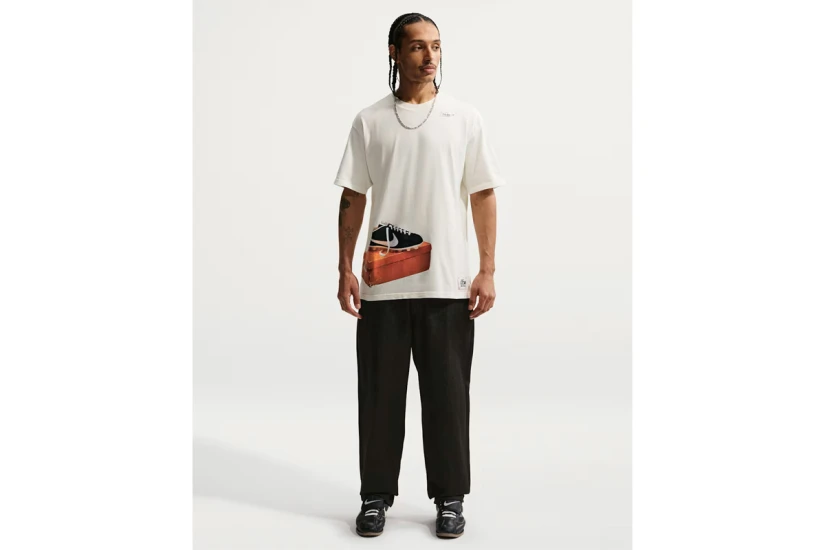 Nike Sportswear Ανδρικό Κοντομάνικο T-Shirt Εκρού, Πορτοκαλί, Μαύρο, Λευκό