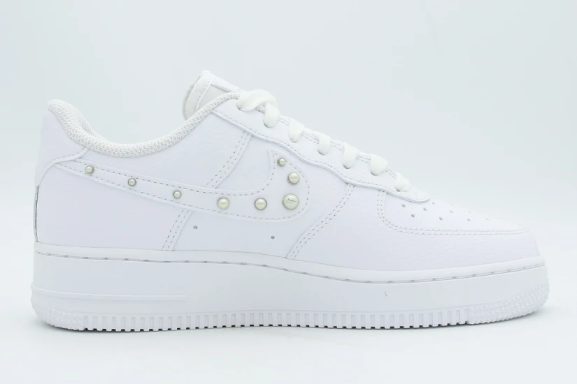 Nike Air Force 1 07 Γυναικεία Sneakers Λευκά, Ασημί