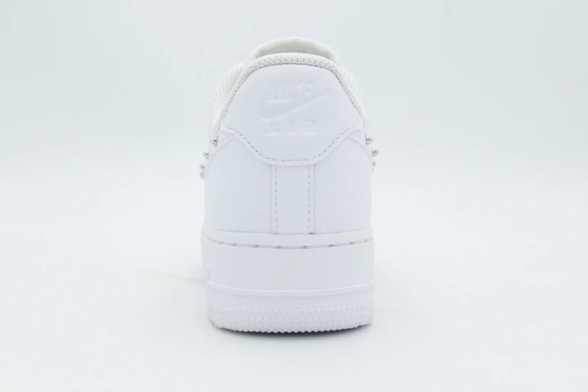 Nike Air Force 1 07 Γυναικεία Sneakers Λευκά, Ασημί