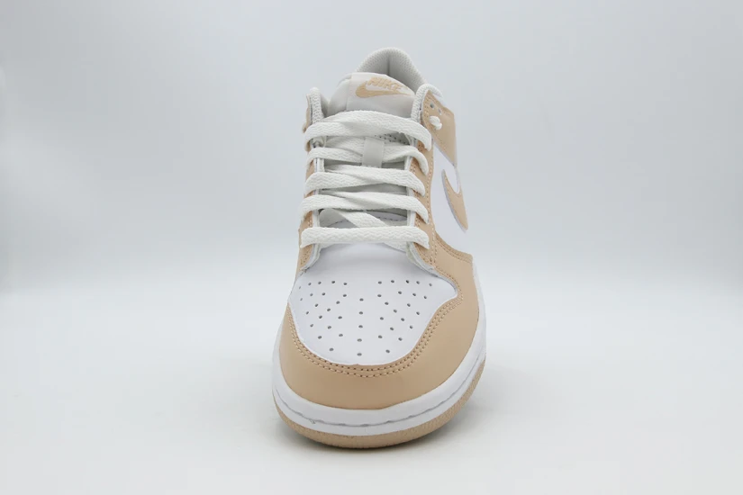 Nike Dunk Low Sneakers (IU7766 134)