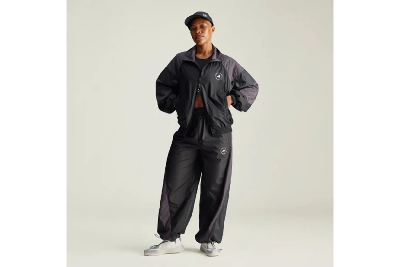 Adidas by Stella McCartney Γυναικείο Αντιανεμικό Μπουφάν Μαύρο