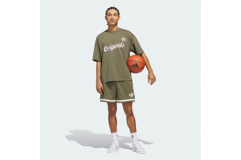 Adidas Originals Basketball Ανδρική Αθλητική Βερμούδα Λαδί, Εκρού