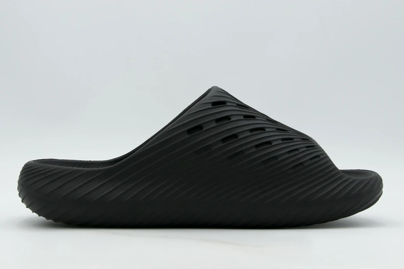 Adidas Performance Purechill Slide Unisex Παντόφλες Μαύρες