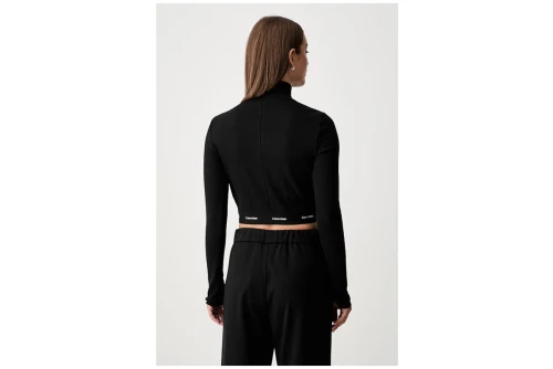Calvin Klein Baby Rib Crop Logo Tneck (LV047H240G UB1)