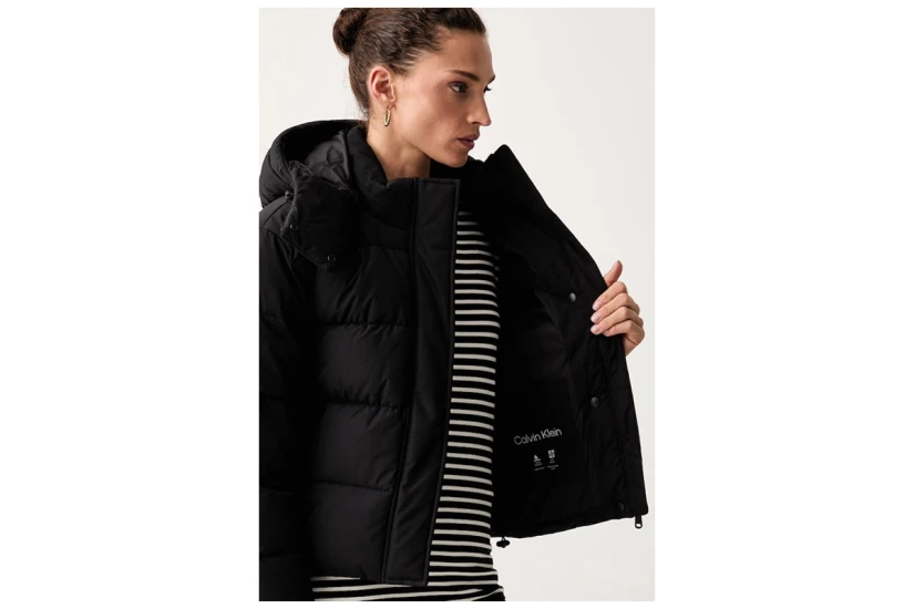 Calvin Klein Short Hooded Γυναικείο Μπουφάν Puffer με Αποσπώμενη Κουκούλα Μαύρη
