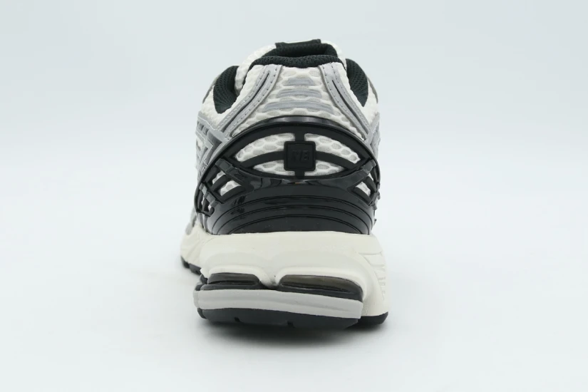 New Balance 1906R Sneakers Εκρού, Ασημί, Μαύρα