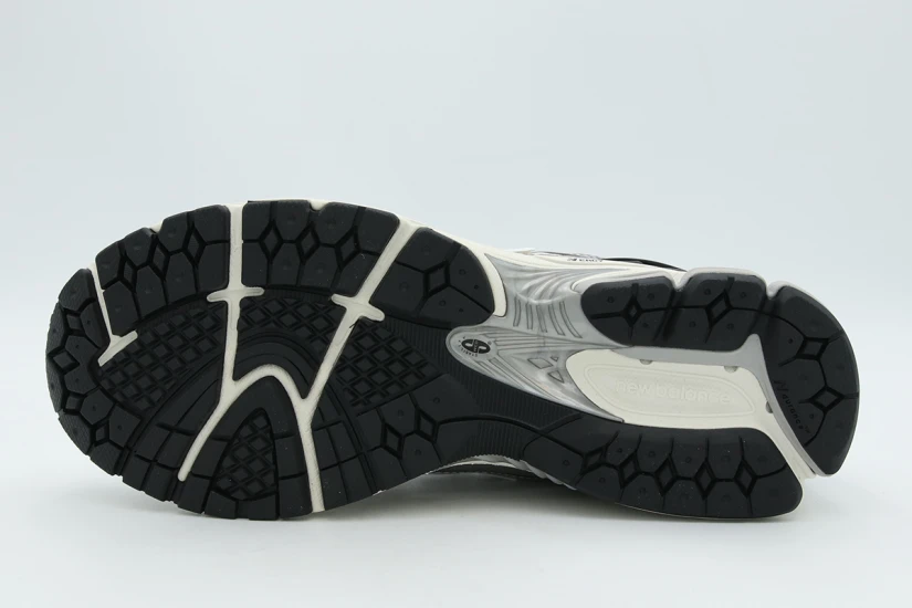 New Balance 1906R Sneakers Εκρού, Ασημί, Μαύρα