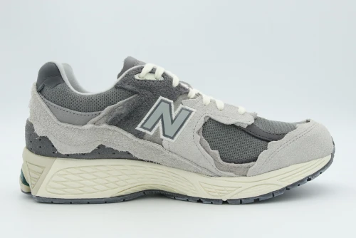 New Balance 2002R Sneakers (M2002RDA)