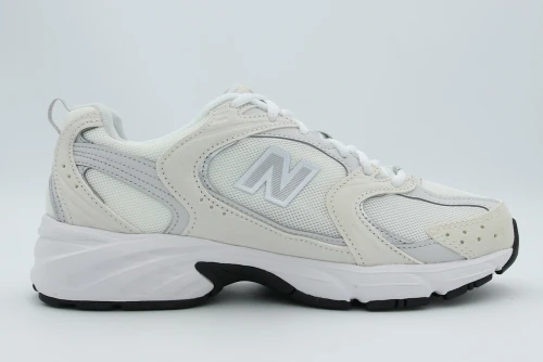 New Balance 530 Sneakers (MR530CE)