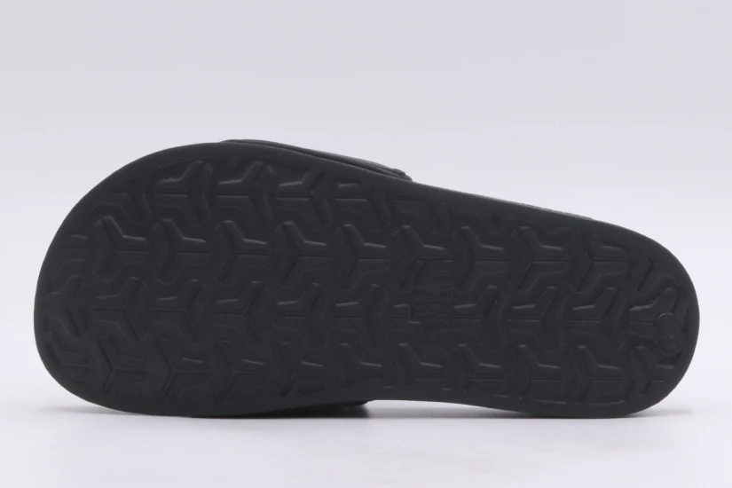 The North Face Base Camp Slide 3 Γυναικείες Παντόφλες Μαύρες
