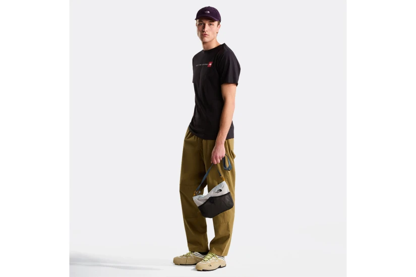 The North Face Never Stop Exploring Ανδρικό Κοντομάνικο T-Shirt Μαύρο