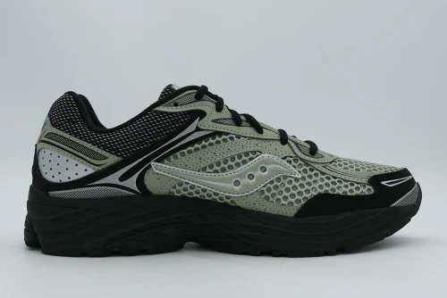 Saucony Originals Progrid Omni 9 Sneakers (S101660-1004)
