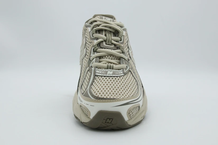 New Balance 740 Γυναικεία Sneakers Μπεζ, Πουρό